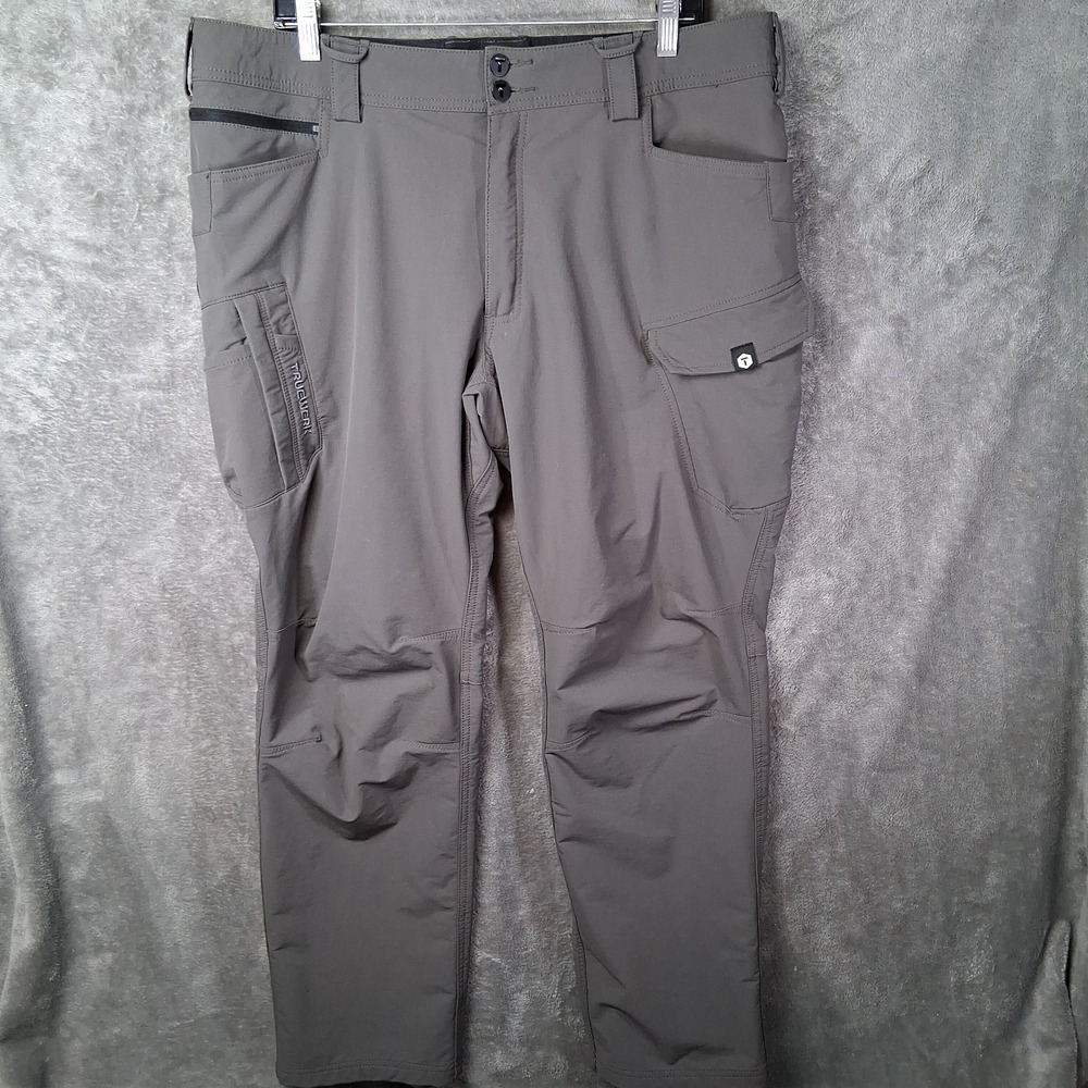 Truewerk T2 Werkpant Men Size 38x30 Gray Stretchable DWR Mid-Rise Cargo Pocket
